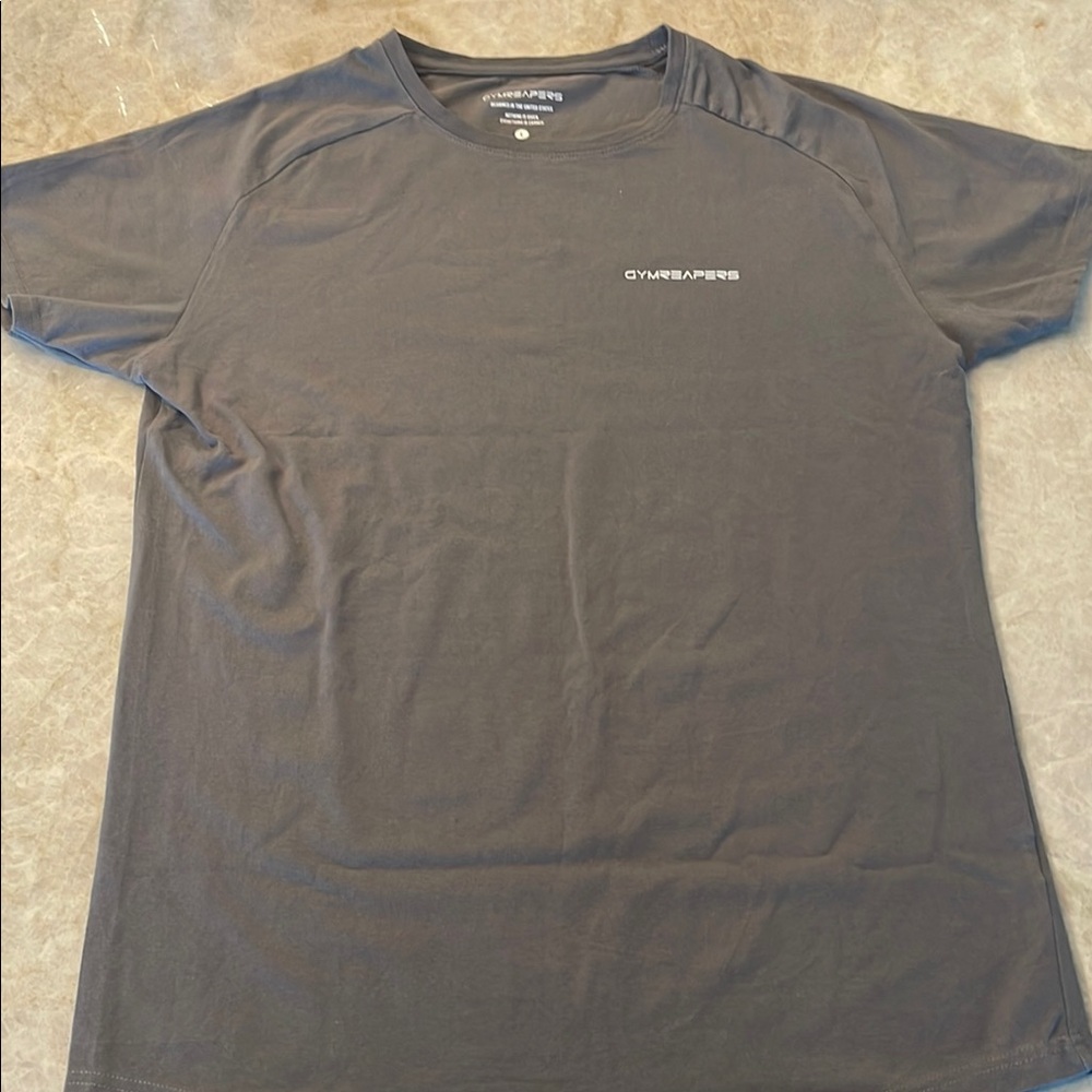 Gray Short Sleeve Crew Neck Tee